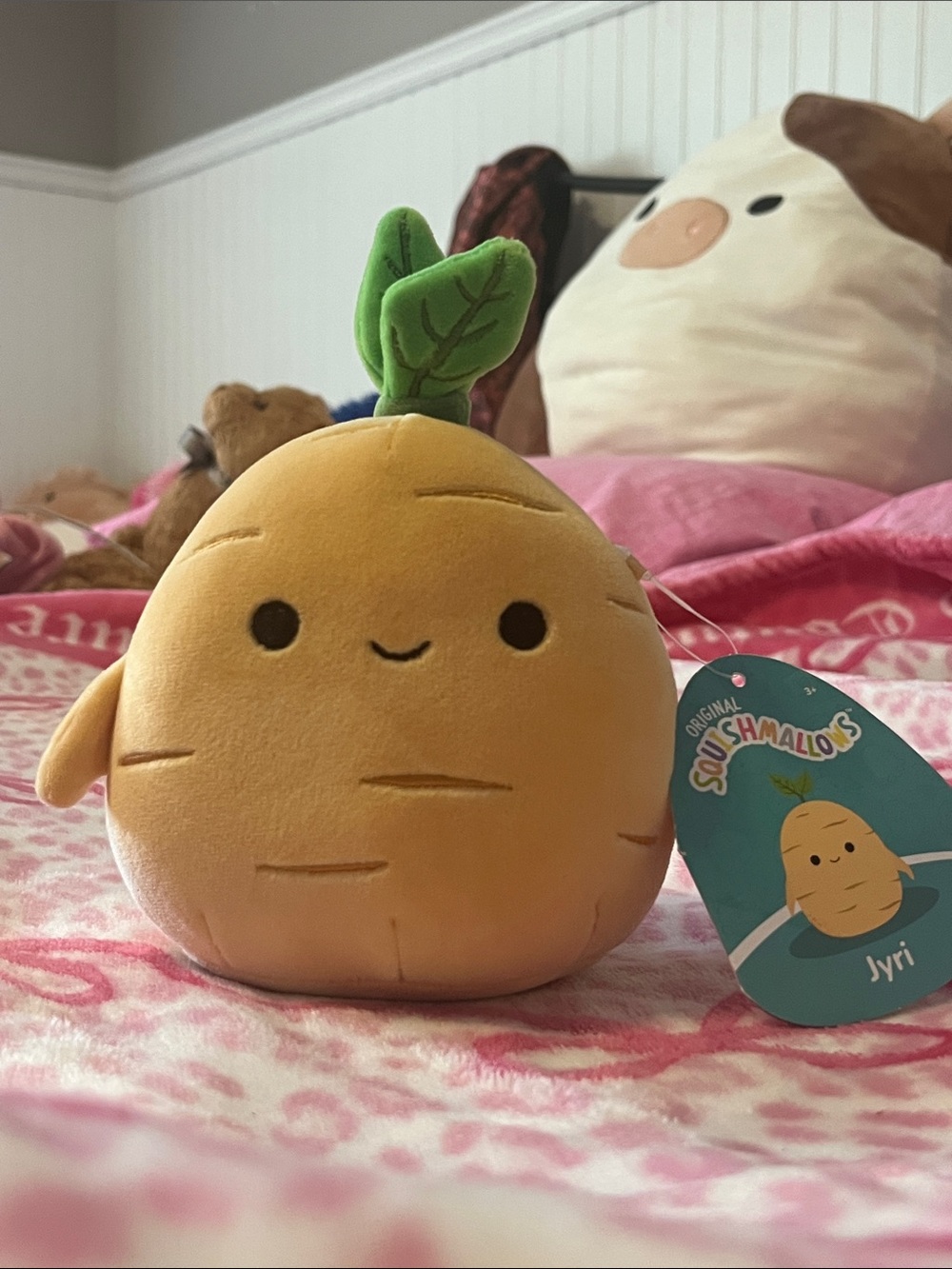 JYRI - Squishmallows Yellow Plush with Green Leaf 5 Inches